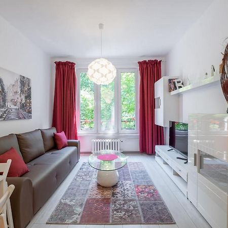 סופיה Your Perfect Place To Stay On Vitosha Str Apt מראה חיצוני תמונה