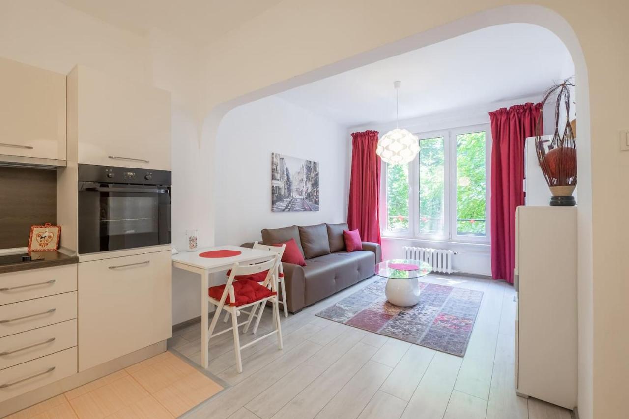 סופיה Your Perfect Place To Stay On Vitosha Str Apt מראה חיצוני תמונה