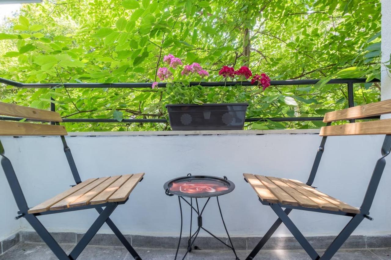 סופיה Your Perfect Place To Stay On Vitosha Str Apt מראה חיצוני תמונה