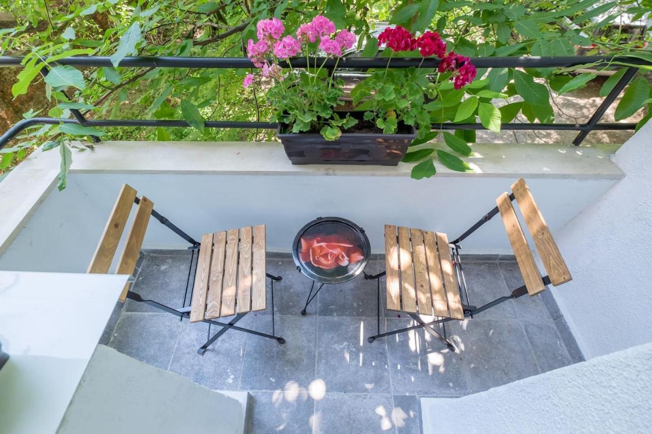 סופיה Your Perfect Place To Stay On Vitosha Str Apt מראה חיצוני תמונה