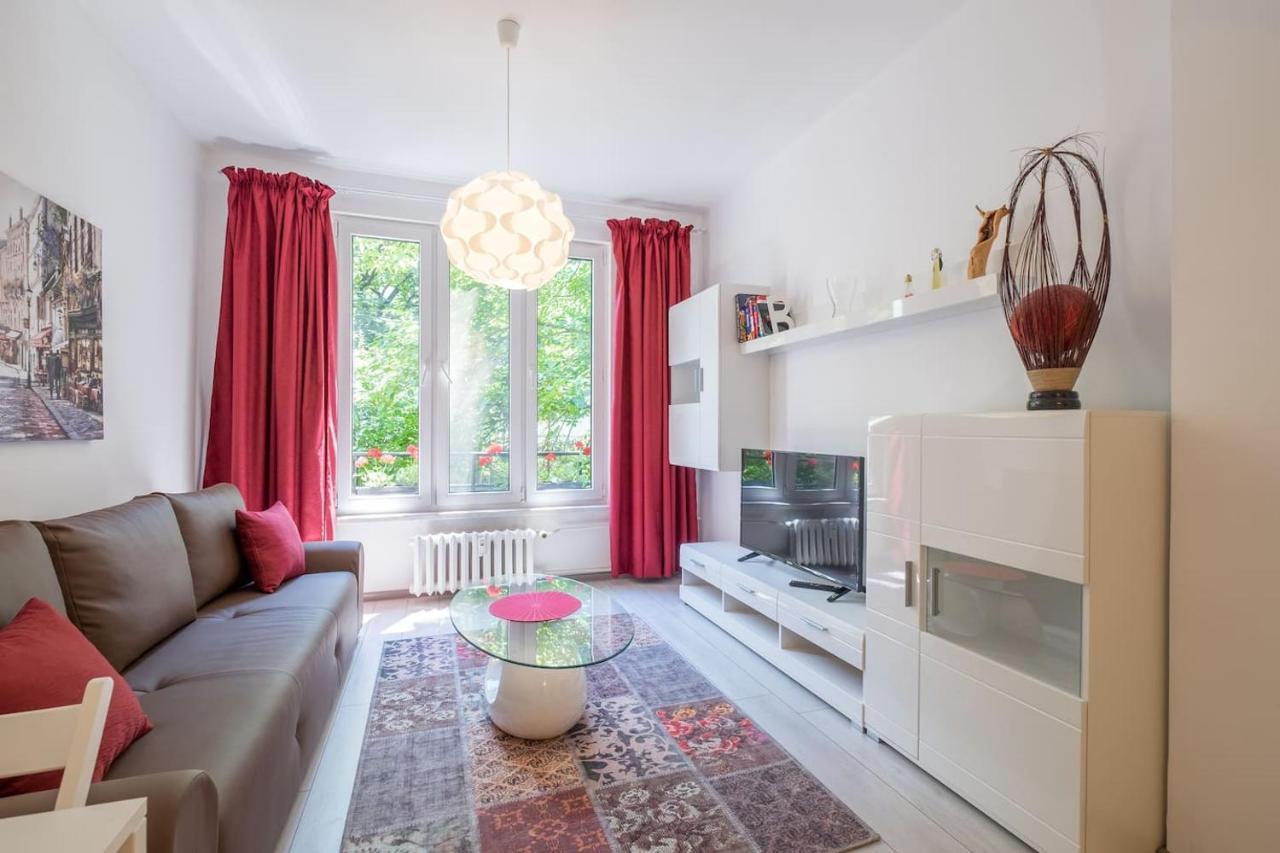 סופיה Your Perfect Place To Stay On Vitosha Str Apt מראה חיצוני תמונה